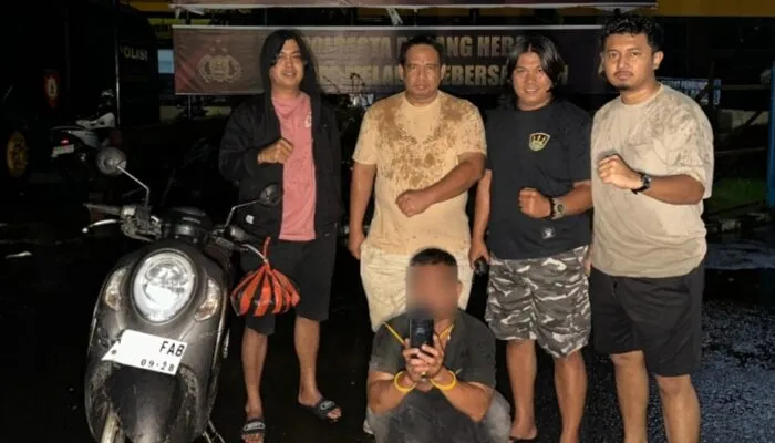 Curi Ponsel di Warung Pasar Ambacang, RS 45 Tahun Ditangkap